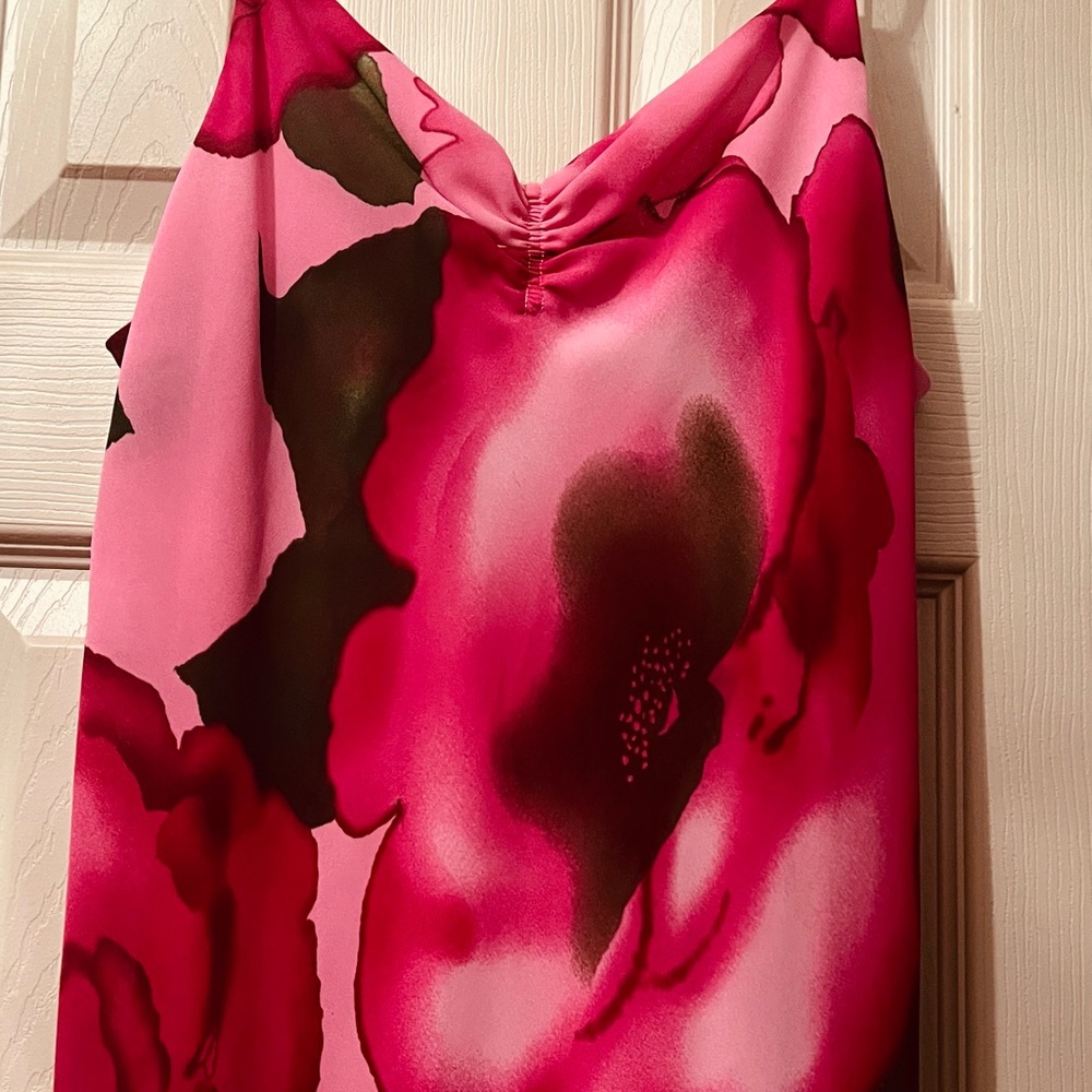 Beautiful Rose Dress - Picture 3 of 6